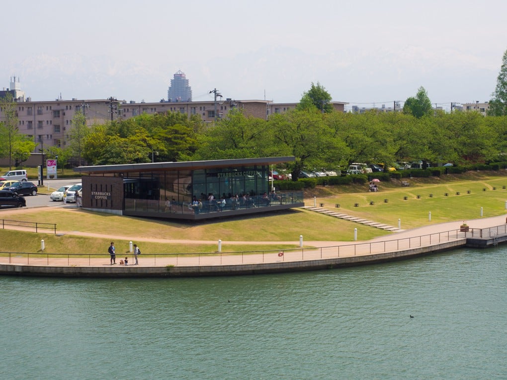 Starbucks toyama 3